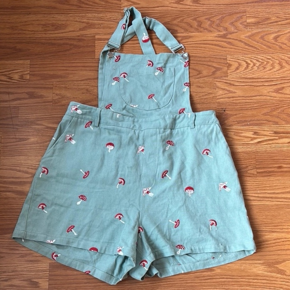 NWT Cider Green Mushroom Buckle Pocket Overall Shorts Romper Size 4XL